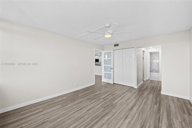 Building Photo - 16740 NE 9th Ave