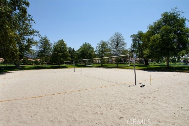 Building Photo - 19 Redbud