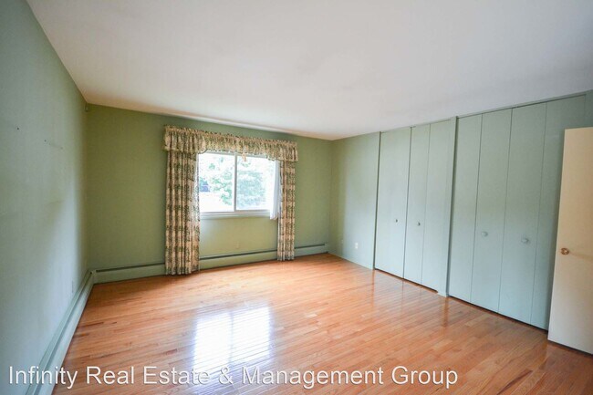 Building Photo - 2 br, 2 bath House - 410 6th Ave SW #M10