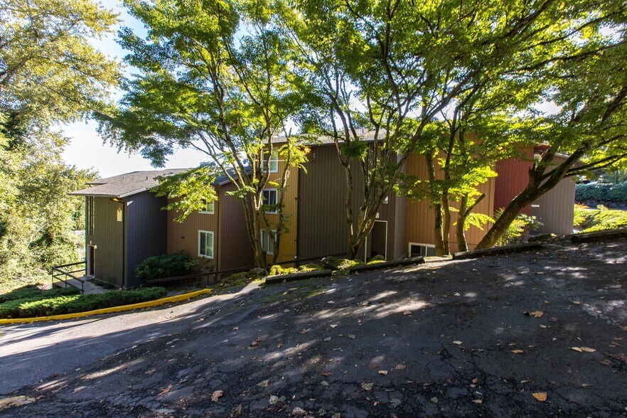 Whisperwood Apartments 11844 26th Ave S Seattle WA 98168 Apartment