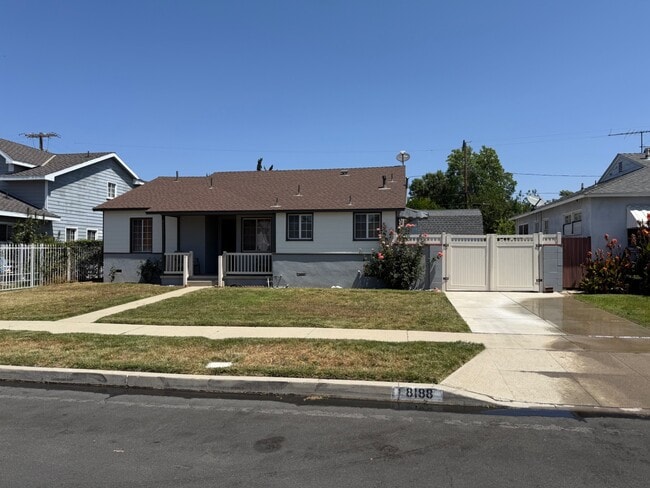 Building Photo - 8188 Lesner Ave