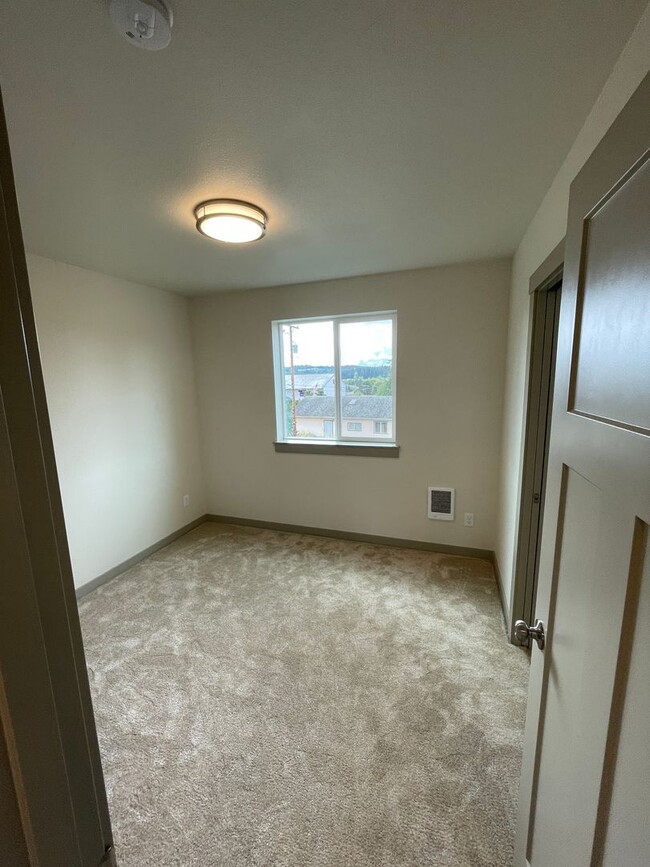 Building Photo - NEW HOME WITH RV PARKING! COME SEE YOUR NE...