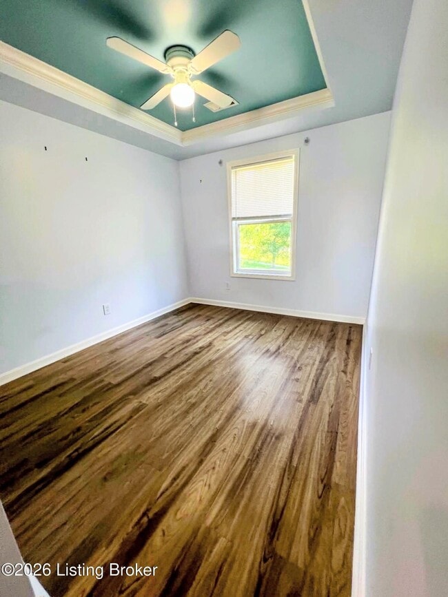 Building Photo - 3802 Falcon Crest Dr