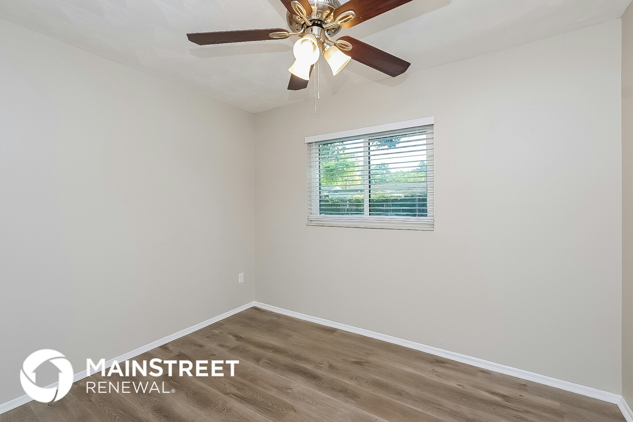 Building Photo - 2141 23rd St SW