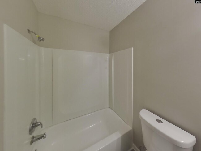 Building Photo - 124 Wigmore Ln