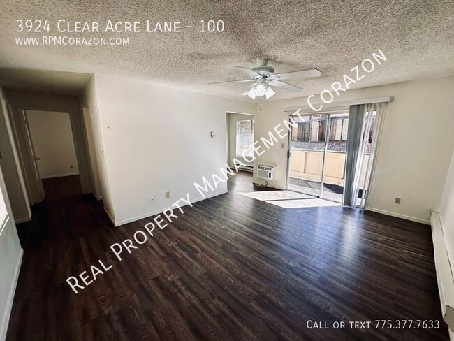 Building Photo - Upstairs one bedroom, one bathroom unit lo...