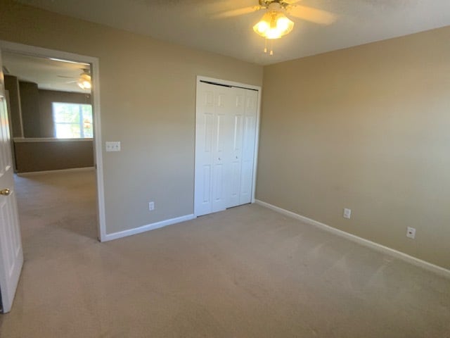 Building Photo - 9162 Maple Grove Dr