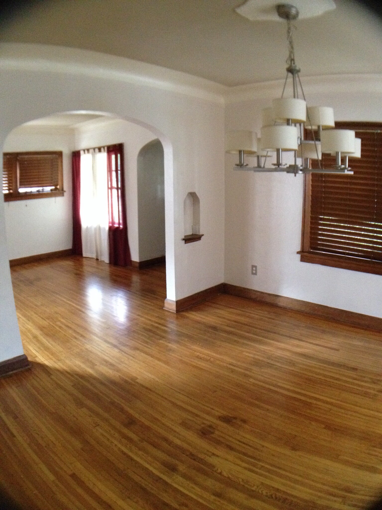 Spacious, well lit dining room. - 3239 Wendover