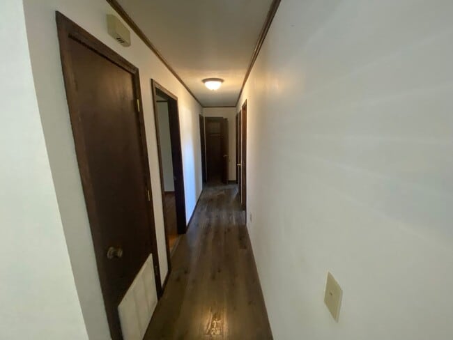 Building Photo - 115 Blair St