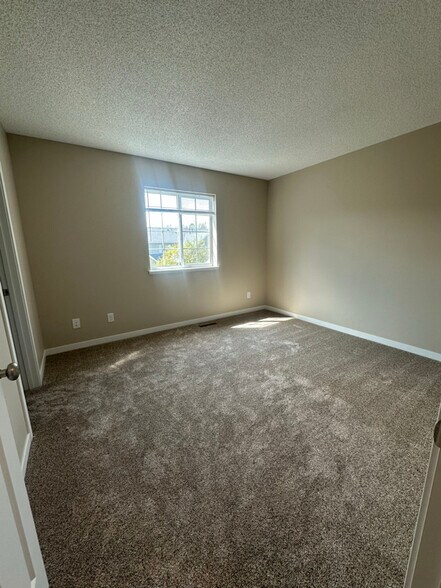 Building Photo - 8511 Cardiff Ln