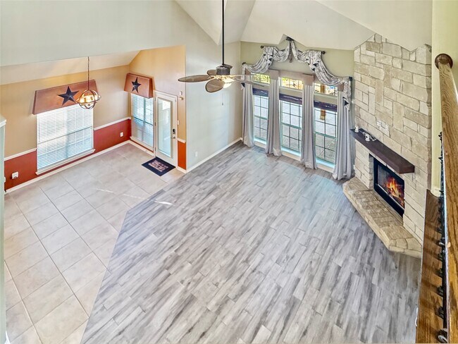 Building Photo - 25619 Canyon Crossing Dr