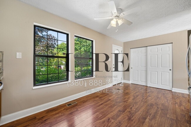 Building Photo - 8376 Covered Wagon Ct