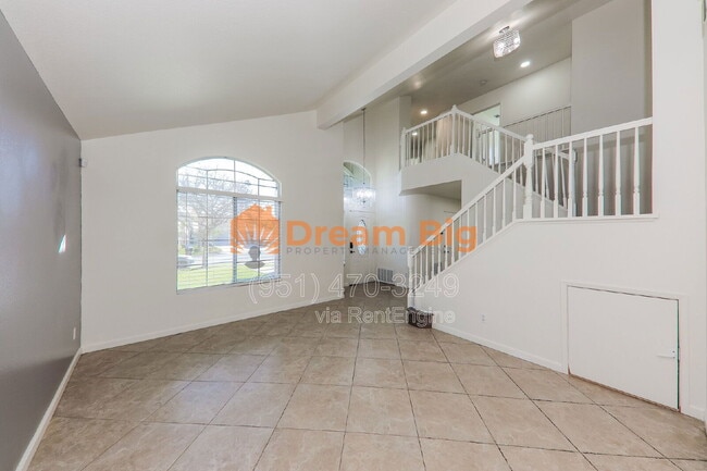 Building Photo - 2712 Toumey Ln