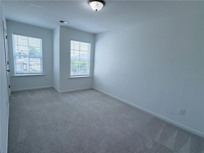 Building Photo - 575 Sausalito Walk