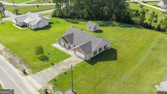 Building Photo - 99 Jennifer Ln