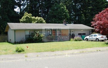 Building Photo - Newly Updated 3 Beds, 2 Bath Home on Quiet Street