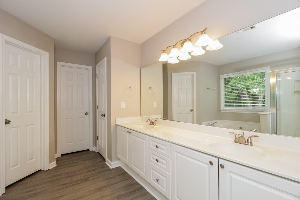 Building Photo - 2969 Kaley Dr NW