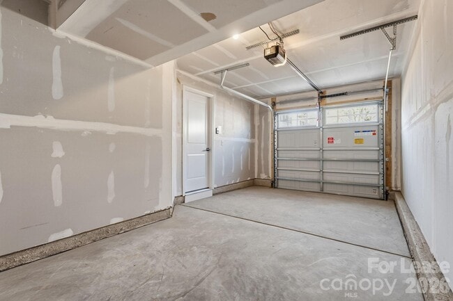 Building Photo - 7024 Capstan Ter