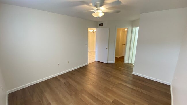 Building Photo - 2 Bedroom, 2 Bath in Kissimmee!