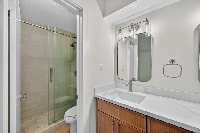 Building Photo - 22107 N Fork Dr