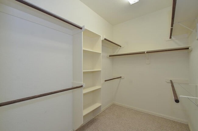 Building Photo - 3502 Fern Creek Ct