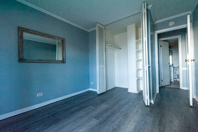 Building Photo - 1313 N Williams St