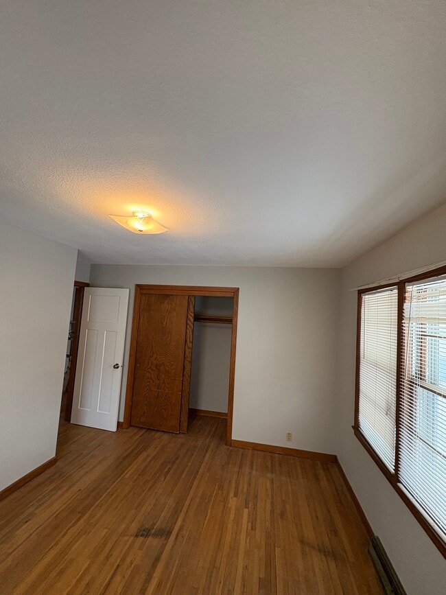 Building Photo - 1502 Edina Ave