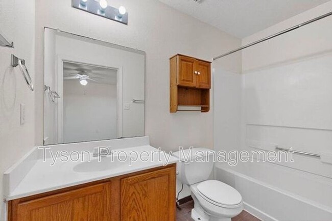 Building Photo - 3408 Elder Meadows Dr NE