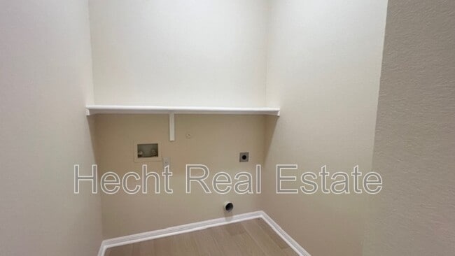 Building Photo - 1712 Bush Coat Ln