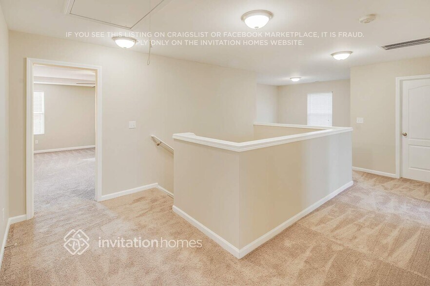 Building Photo - 1006 Perennial Ln