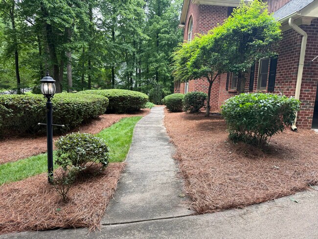 Building Photo - 6113 Tamannary Dr