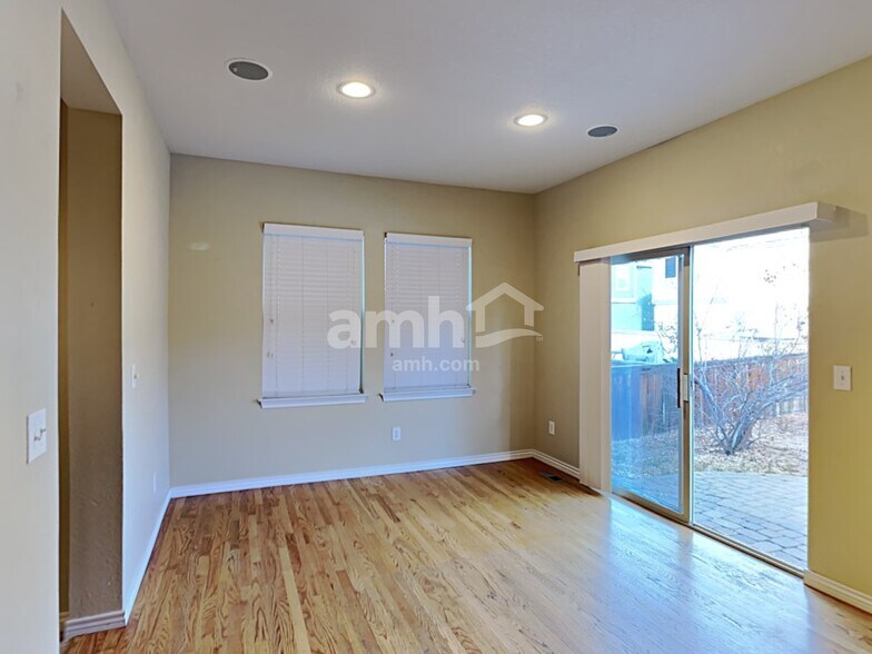 Building Photo - 12278 Kittredge St