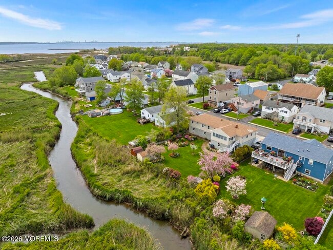 Building Photo - 1205 High Ave