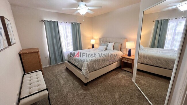 Building Photo - 1 Bedroom, 1 Bath Executive