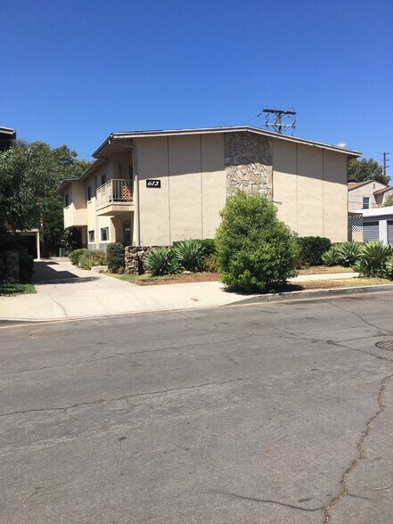 Street view - 613 S Shelton St