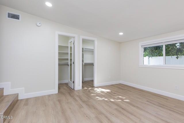 Building Photo - 550 MacDonald St