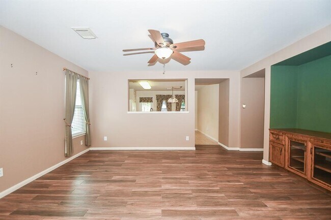 Building Photo - 16211 Cole Bridge Ln