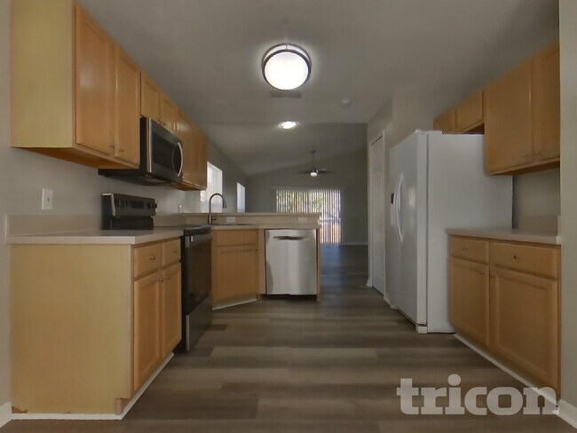 Building Photo - 647 Whitetail Loop