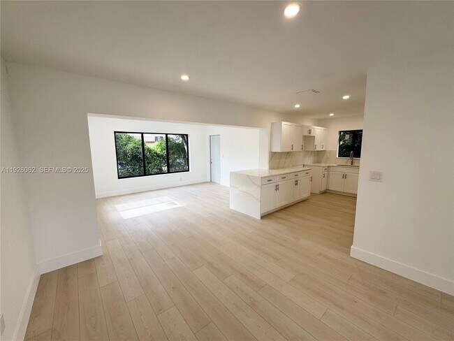 Building Photo - 15300 NW 32nd Ave