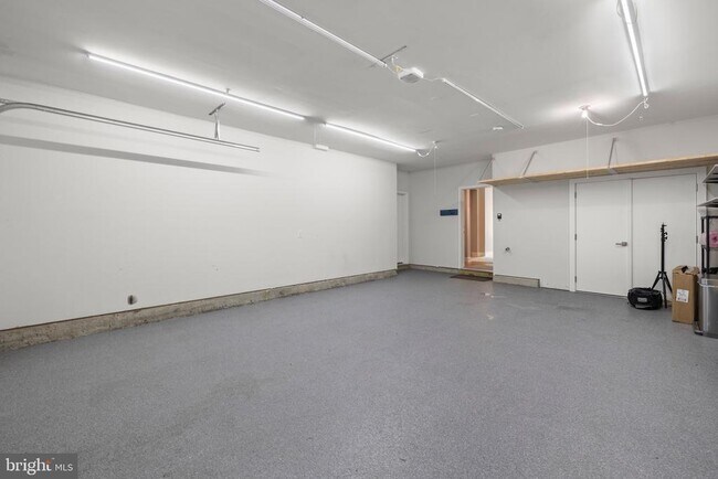 Building Photo - 43442 Croson Ln