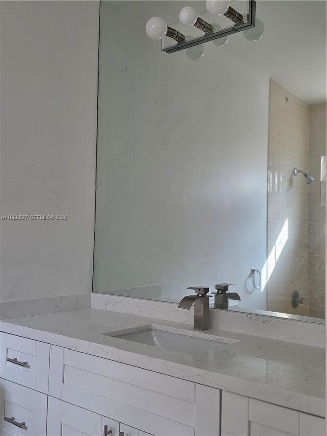 Building Photo - 2924 SW 26th St