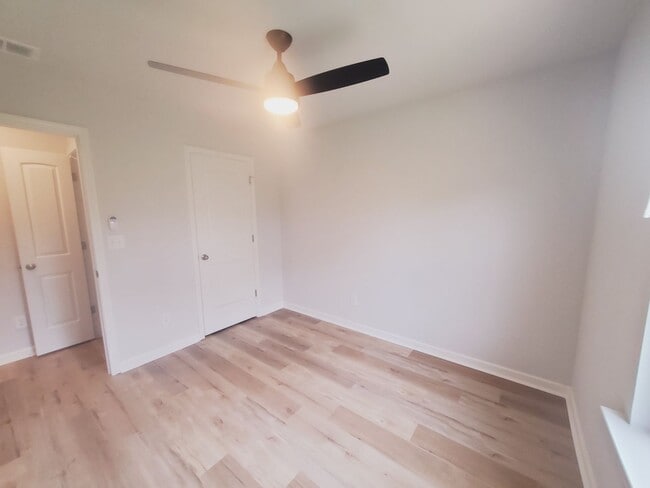 Building Photo - Newly Constructed 4bd/3.5ba Minutes From Airport and Under 2 Mi. From Downtown Hapeville!