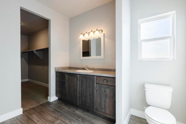 Building Photo - 3338 E Crimson Ridge Dr