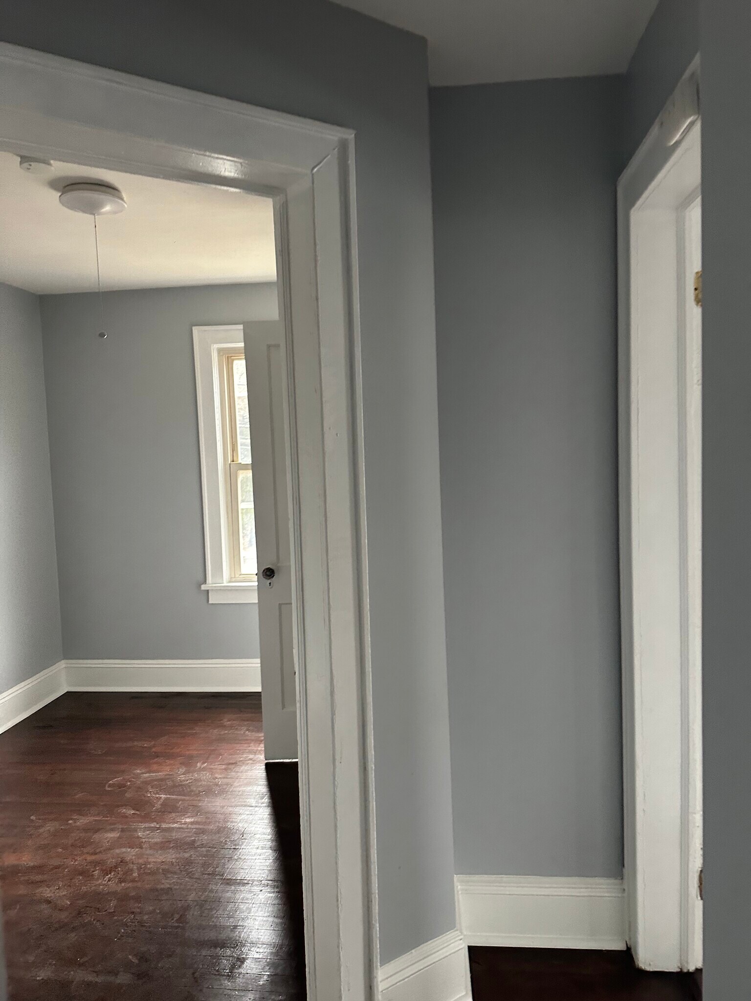 Building Photo - 56 Dobbs Ferry Rd