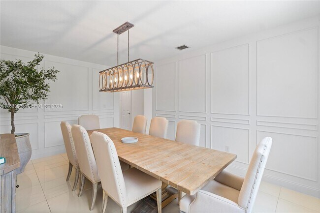 Building Photo - 9974 NW 86th Terrace