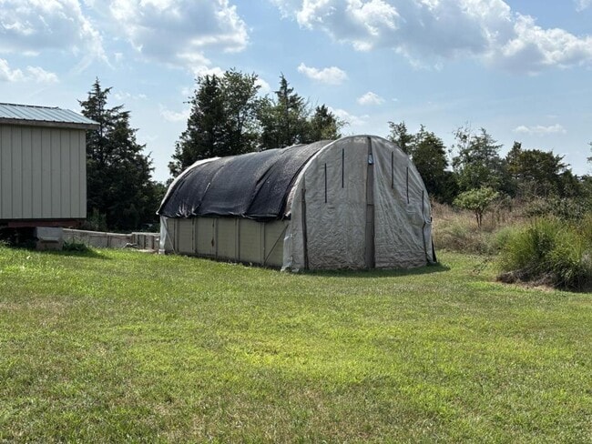 Building Photo - 3745 Taneytown Rd