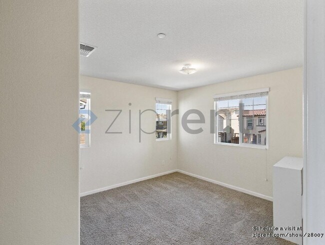 Building Photo - 181 Bonner Dr