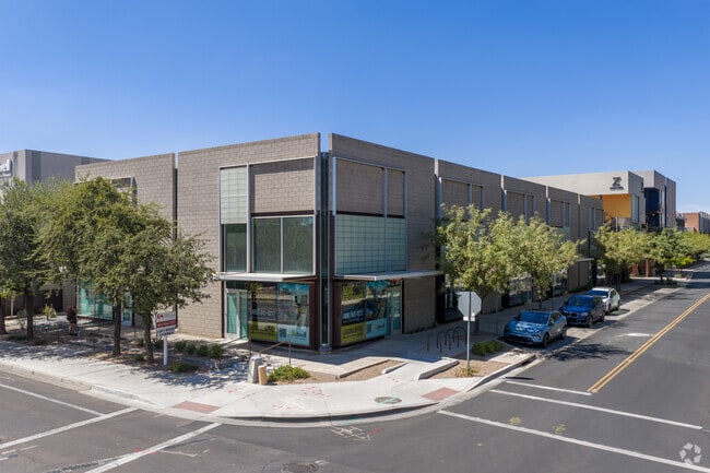 Building Photo - Dwell at 5th and Farmer