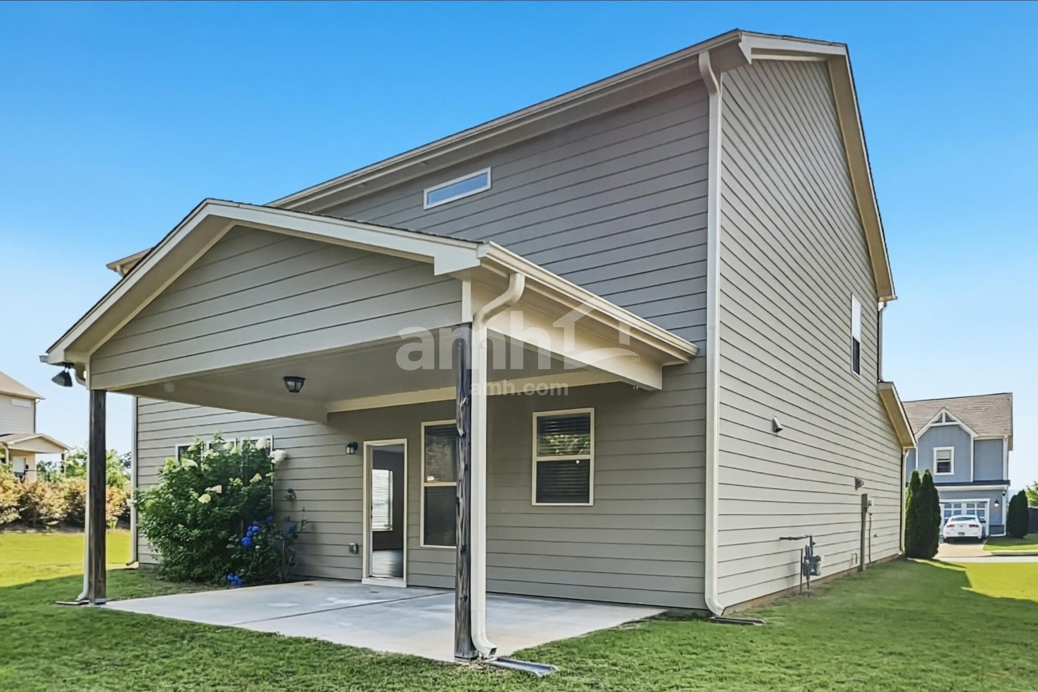 Building Photo - 5935 Hart Way