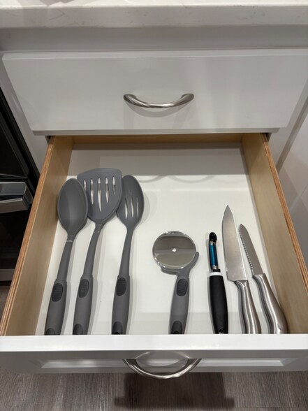 Building Photo - 4817 Summitview Ave